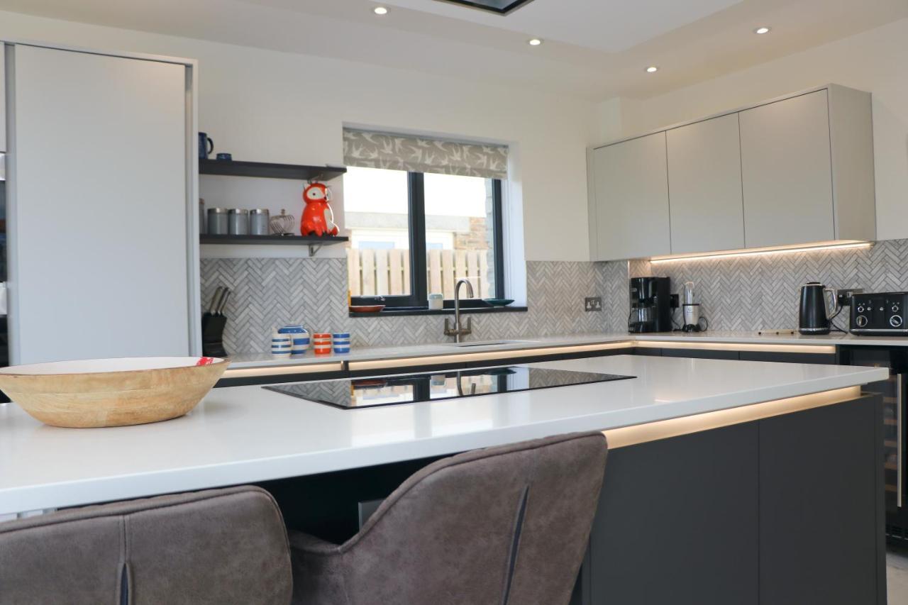 Stunning Home, Sea Views, Walk To Beach Saint Ervan Exteriör bild